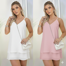 Kit com 2 vestidos femininos elegantes em tecido Duna, com alça ajustável e barra em camadas. Conforto, estilo e ótimo custo-benefício.
